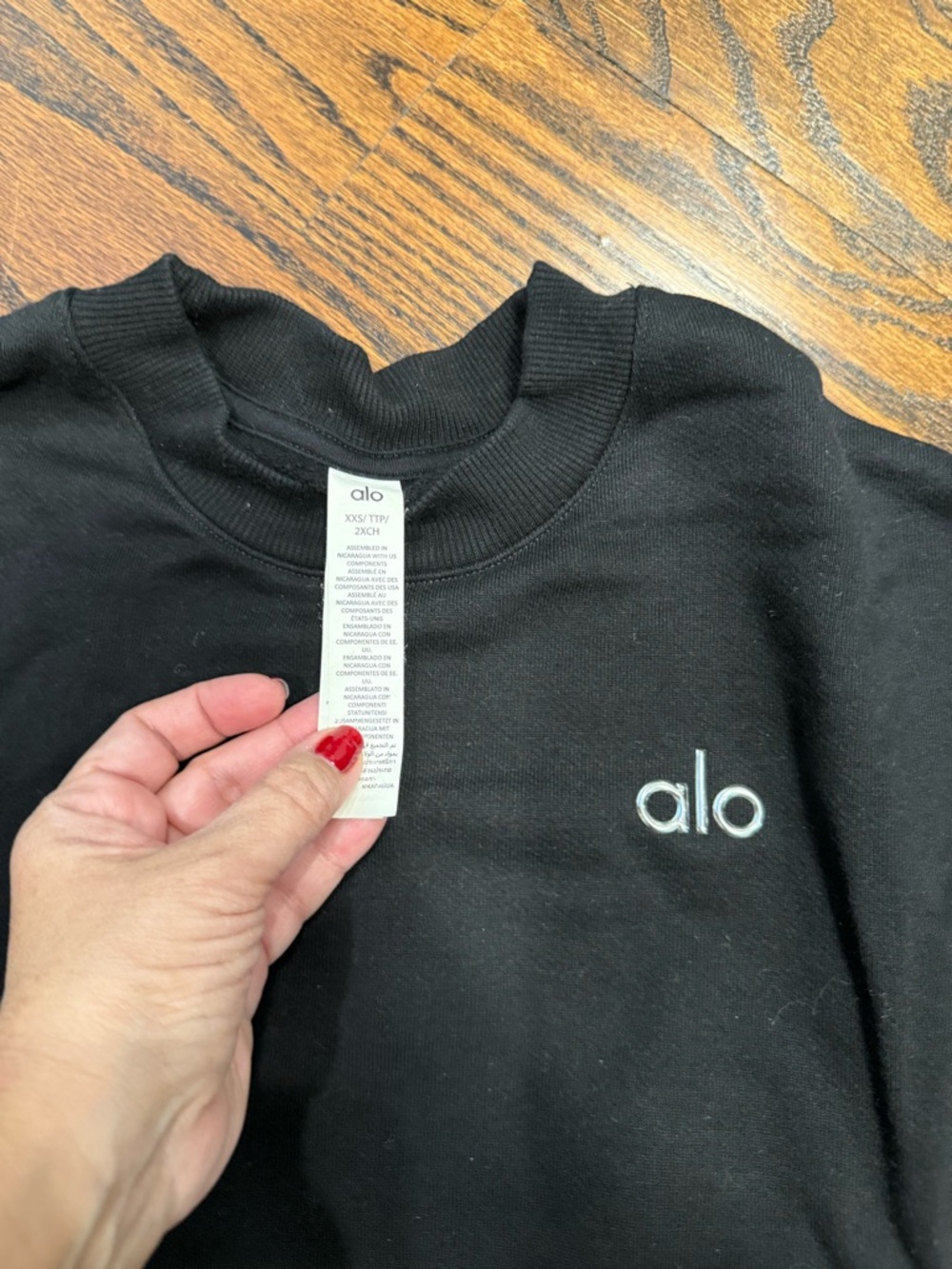 ALO Yoga Women  Black Crewneck with White Logo